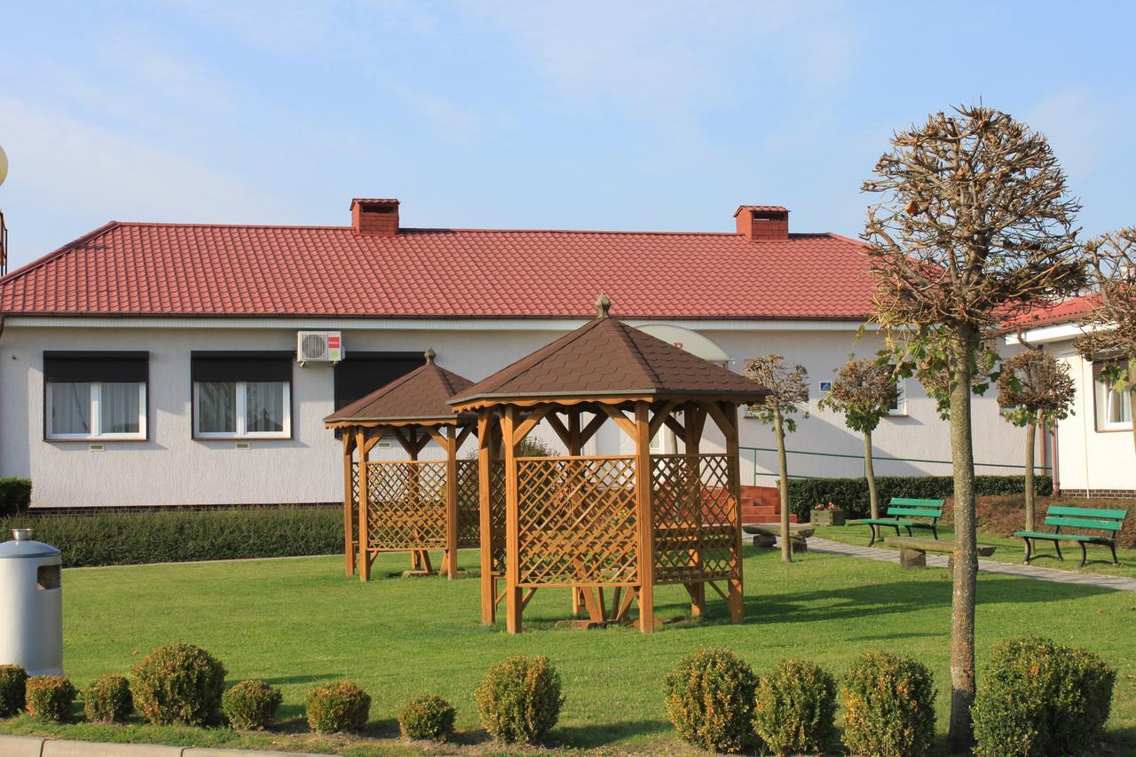 Motel S3 Międzyrzecz Exterior foto